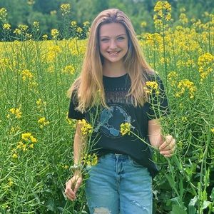 Meet your Posher, Brooke